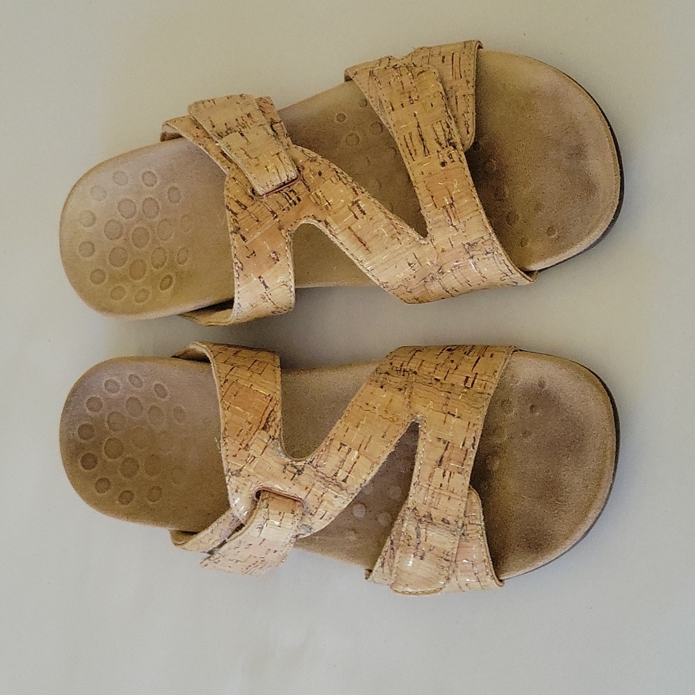 Vionic Cork Design Sandals
